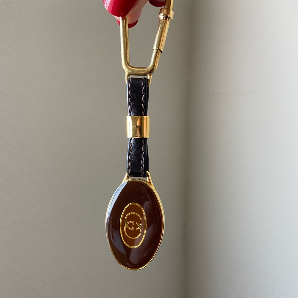 Gucci 80’s keychain enamel leather, vintage